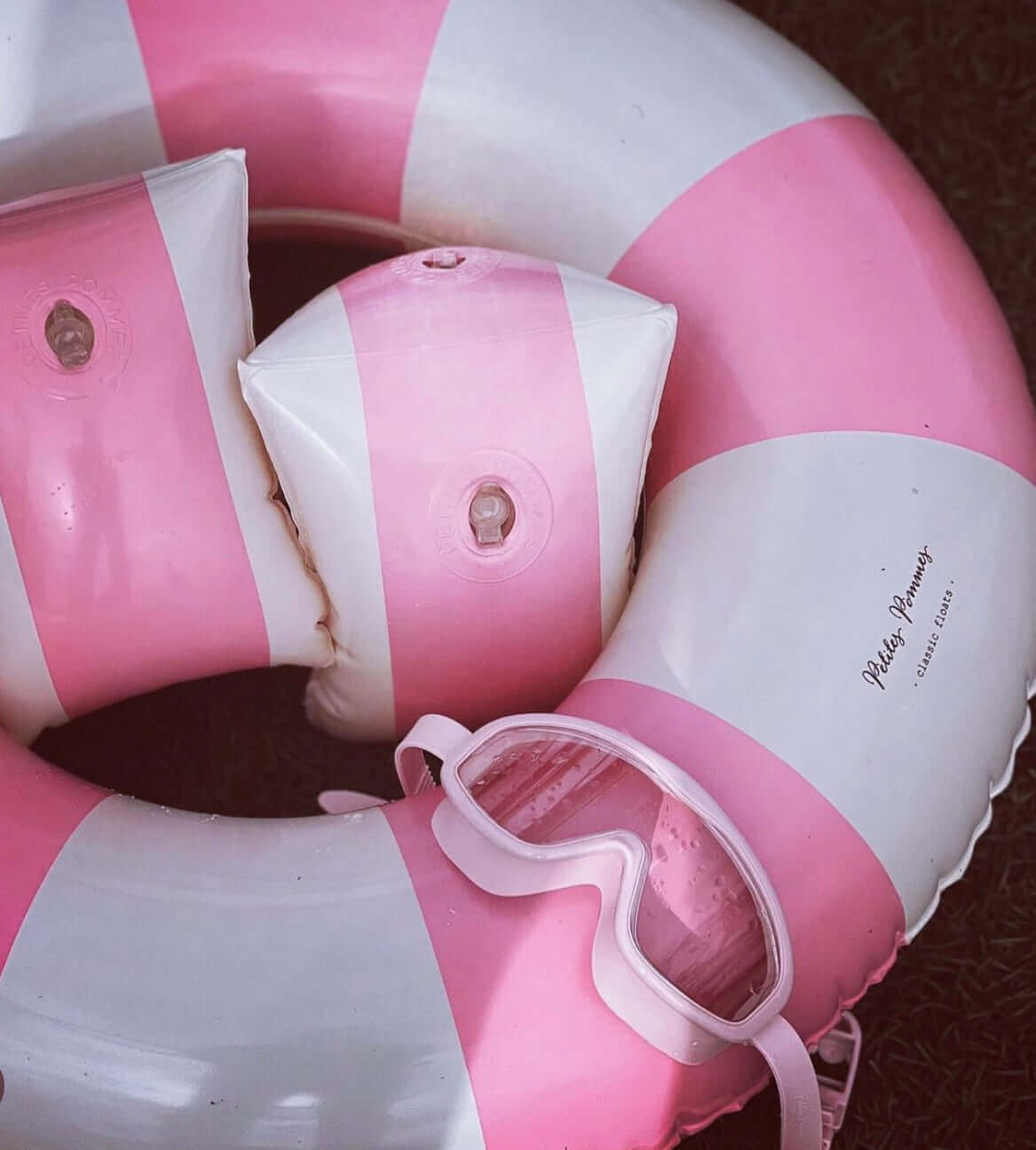 Medium ANNA Pool Floaties For Kids - Beach Floaties Swing Ring Buoy Inflatable Pool Floats For Kids - Beach Toys For Kids (3+ Years) - BUBBLEGUM